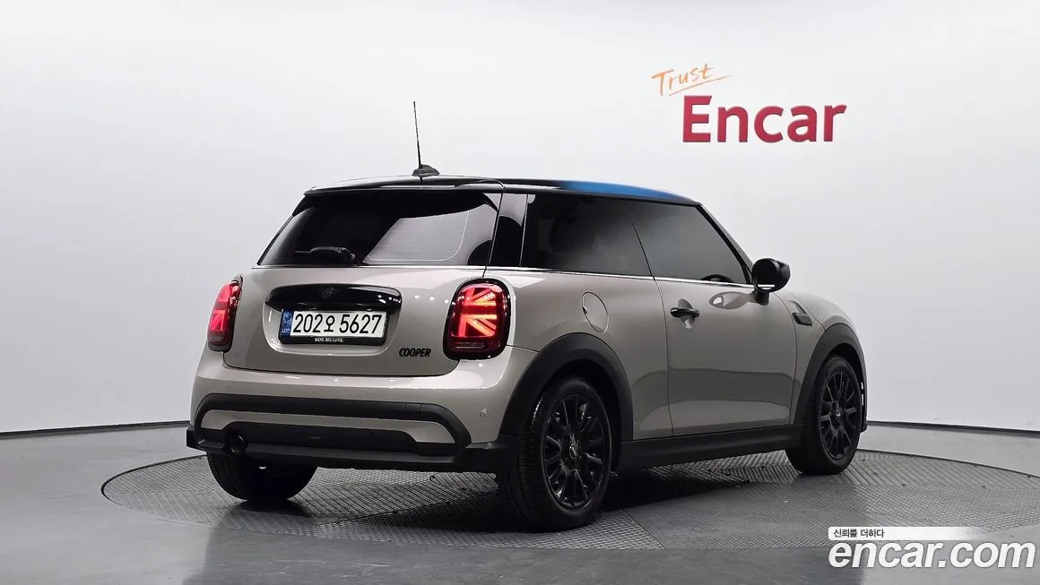 Mini Cooper 2022 из KR, фото 2