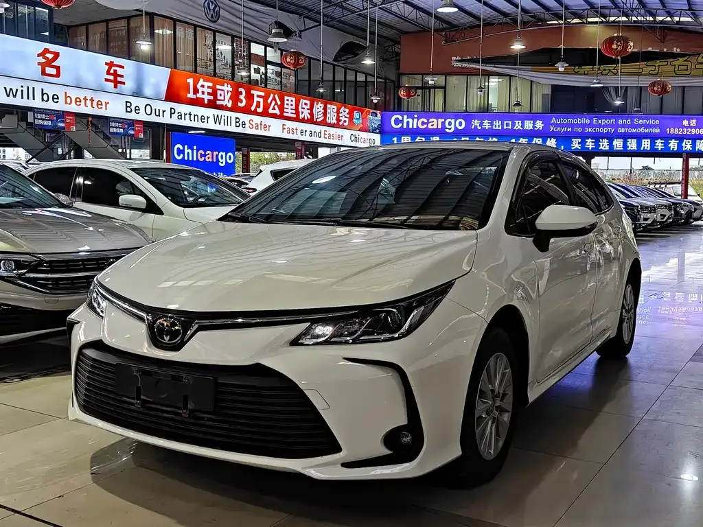 Toyota Corolla 2022 из CN, фото 1