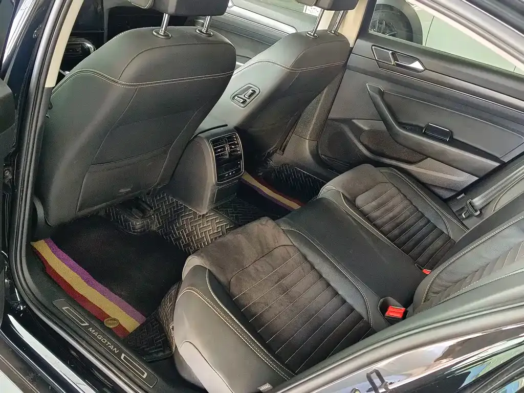 Volkswagen Magotan 2022 из CN, фото 5