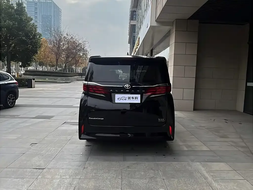 Toyota Alphard 2024 из CN, фото 5