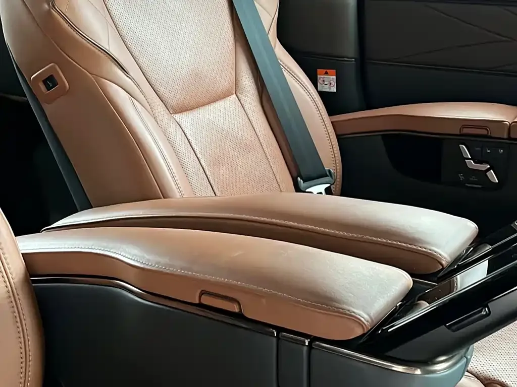 Toyota Alphard 2024 из CN, фото 7