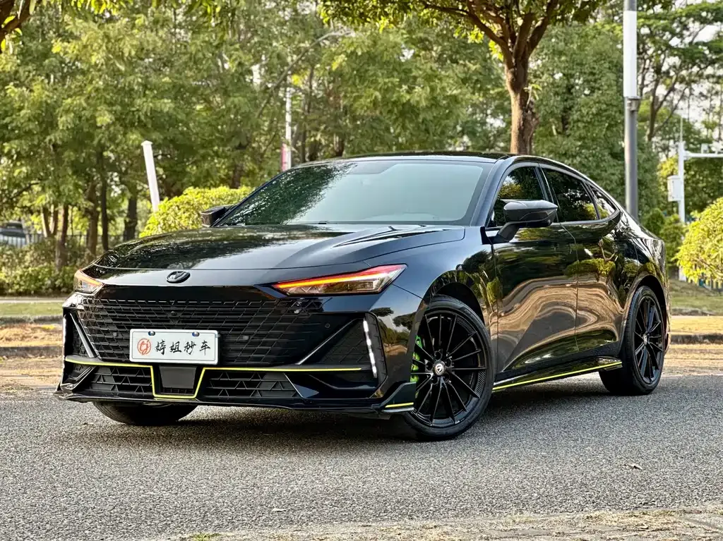 Changan UNI-V 2023 из CN, фото 1