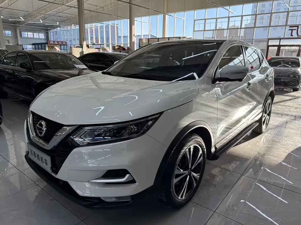 Nissan Qashqai 2021 из CN, фото 1