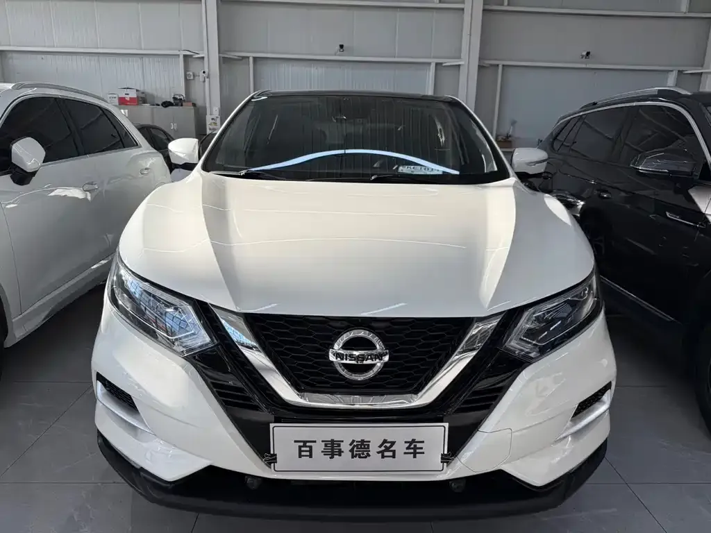 Nissan Qashqai 2021 из CN, фото 2