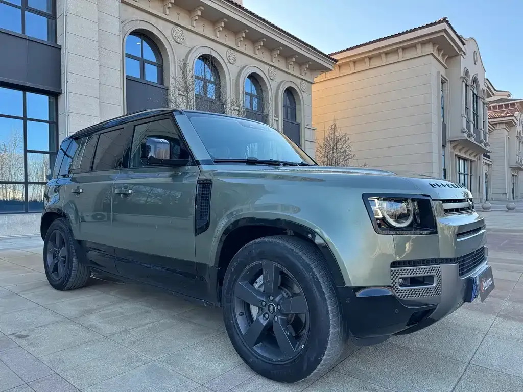 Land Rover Defender 2023 из CN, фото 1