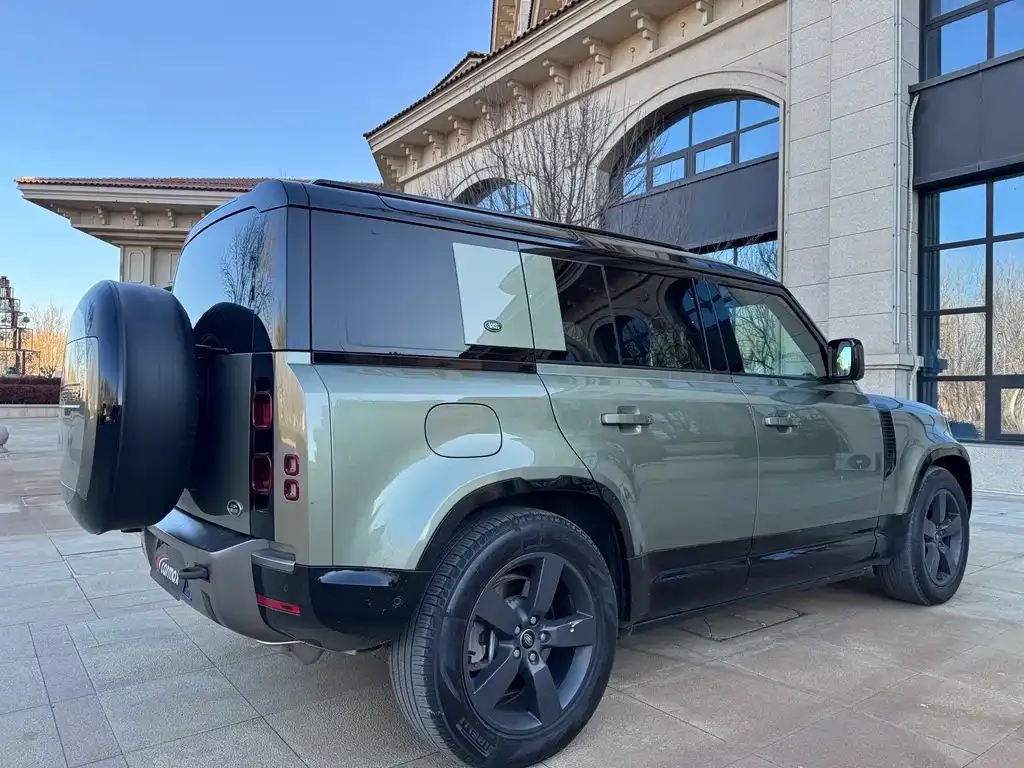 Land Rover Defender 2023 из CN, фото 3