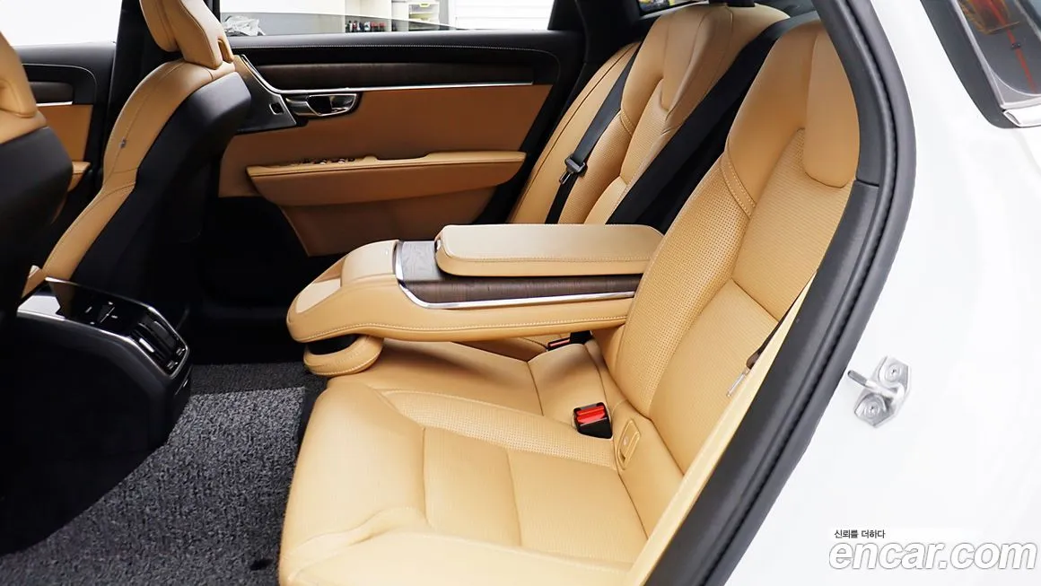 Volvo S90 2021 из KR, фото 8