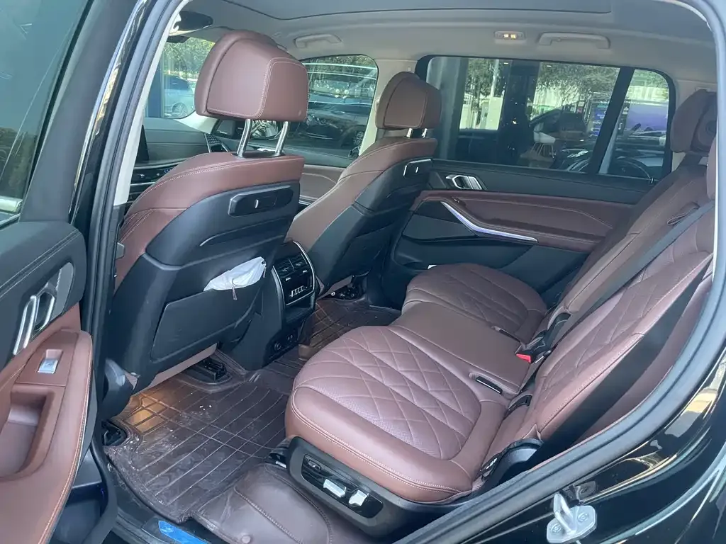 BMW X7 2023 из CN, фото 3