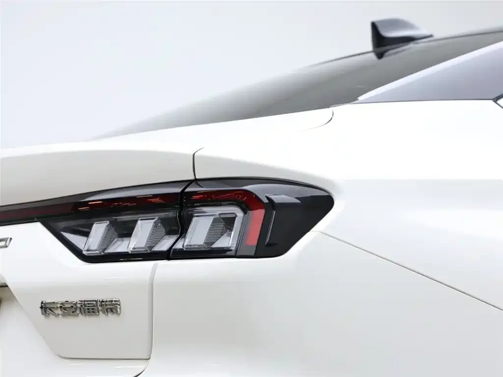 Ford Mondeo 2023 из CN, фото 5