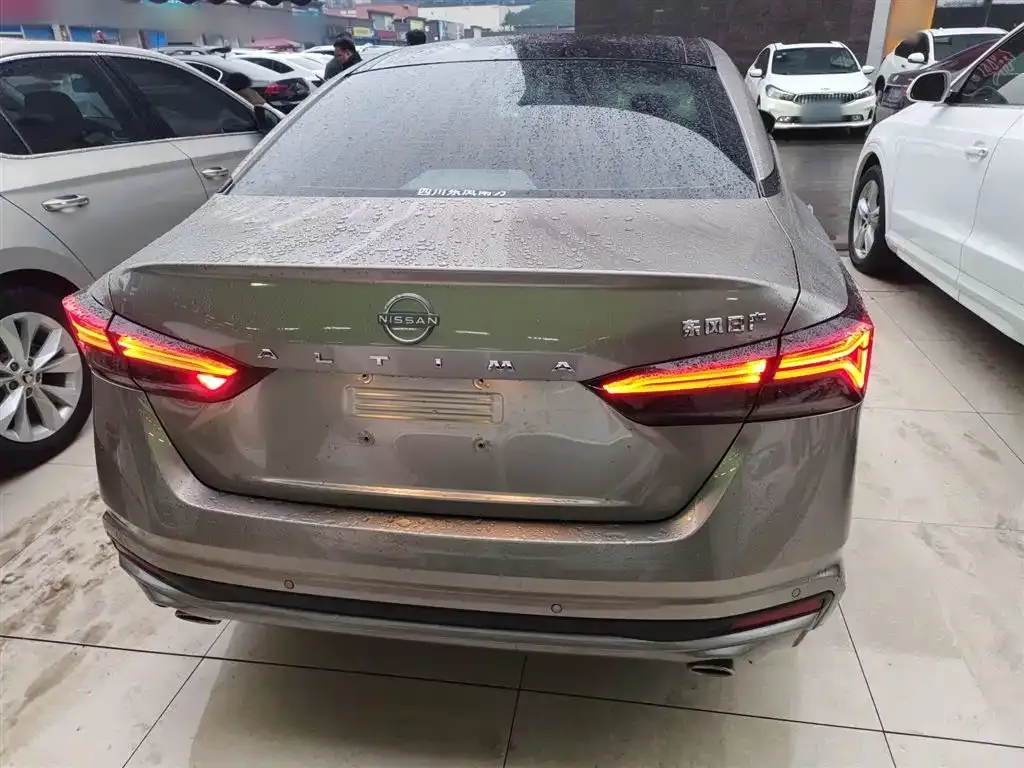Nissan Teana 2023 из CN, фото 3