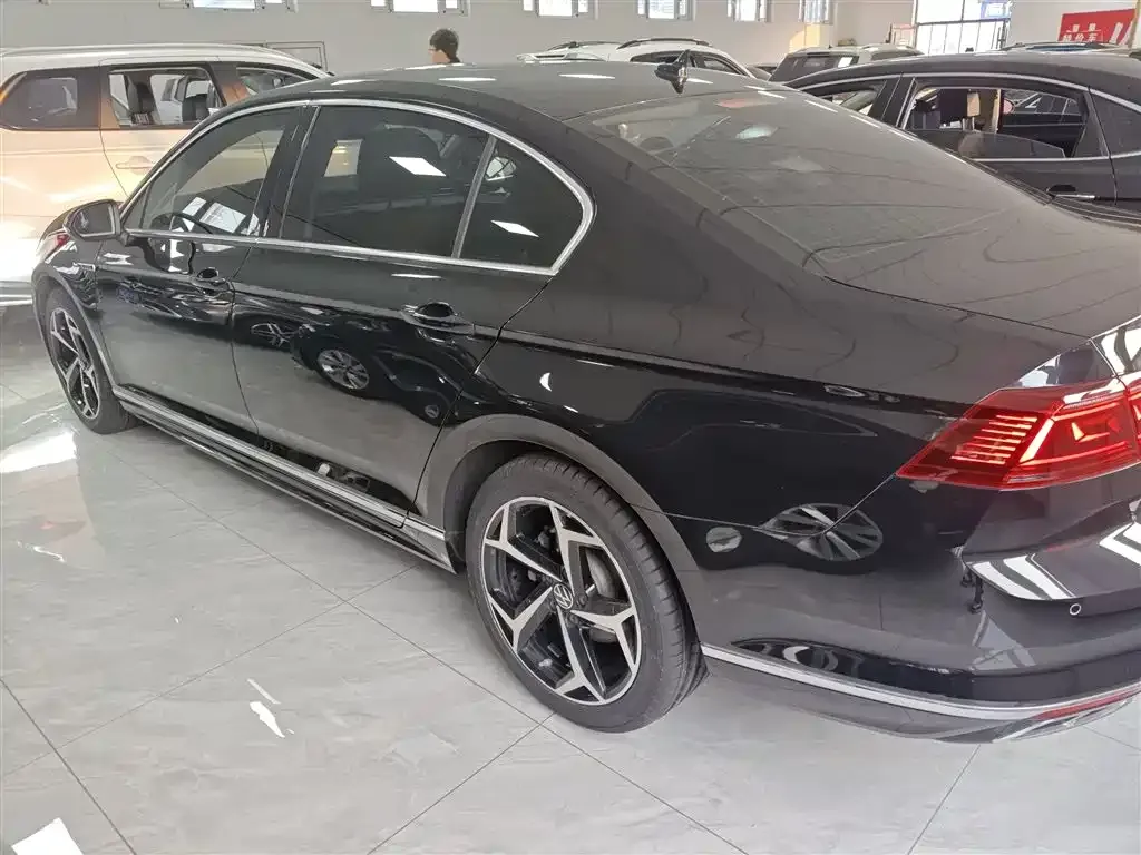 Volkswagen Magotan 2024 из CN, фото 3