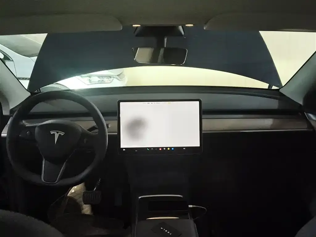 Tesla Model Y 2023 из CN, фото 10