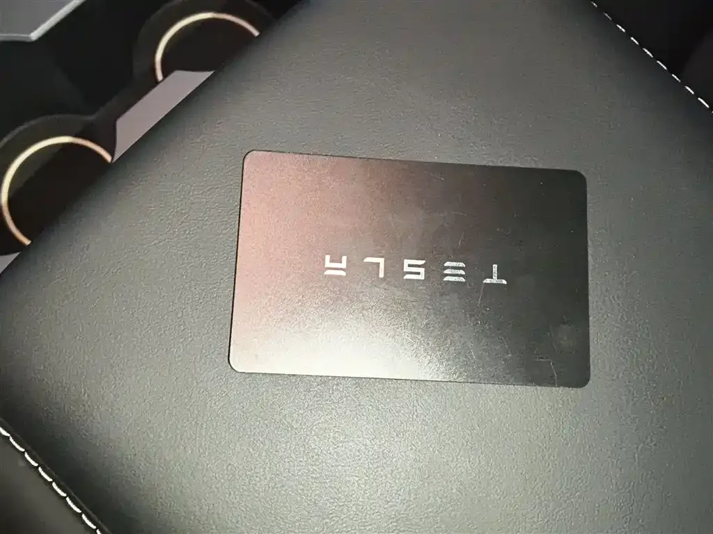 Tesla Model Y 2023 из CN, фото 9