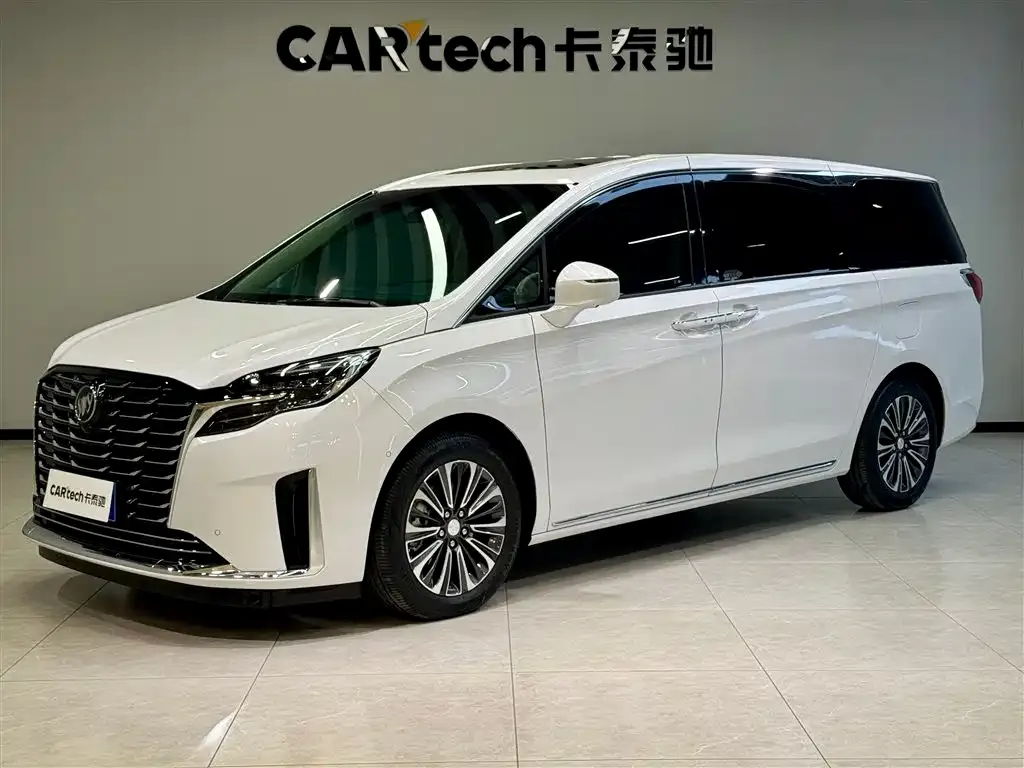 Buick GL8 2024 из CN, фото 1