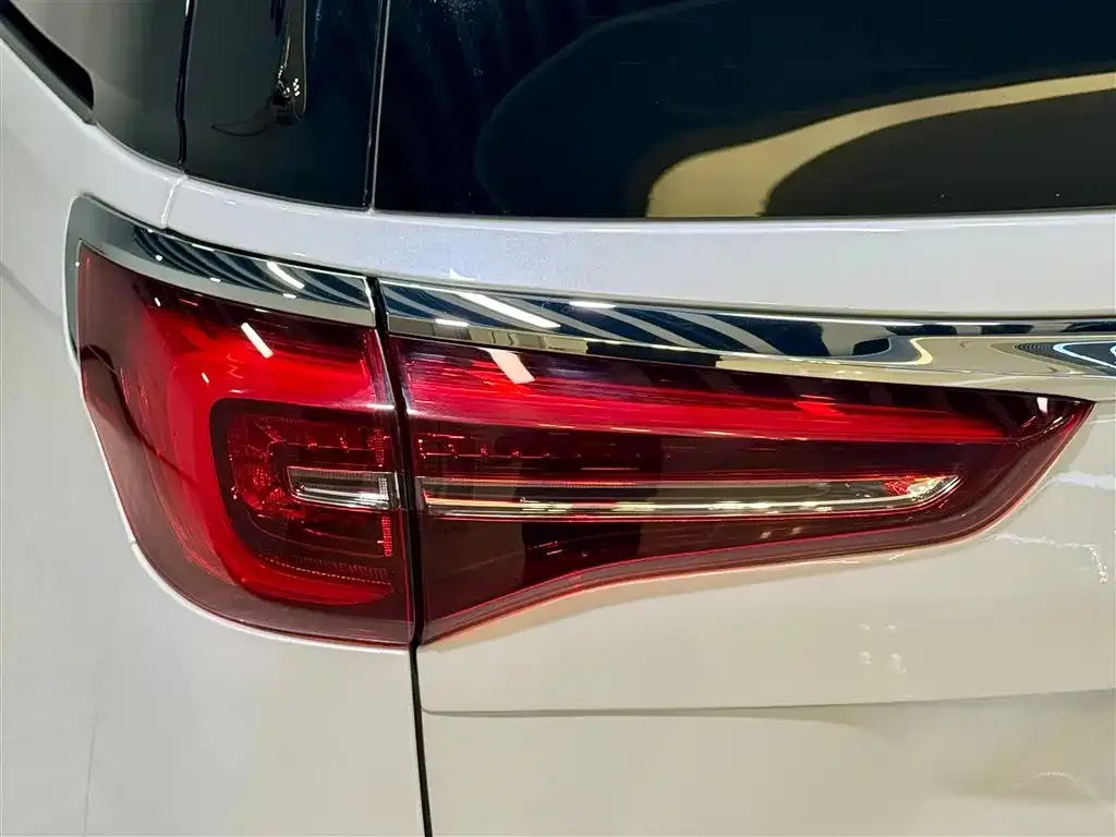 Buick GL8 2024 из CN, фото 4