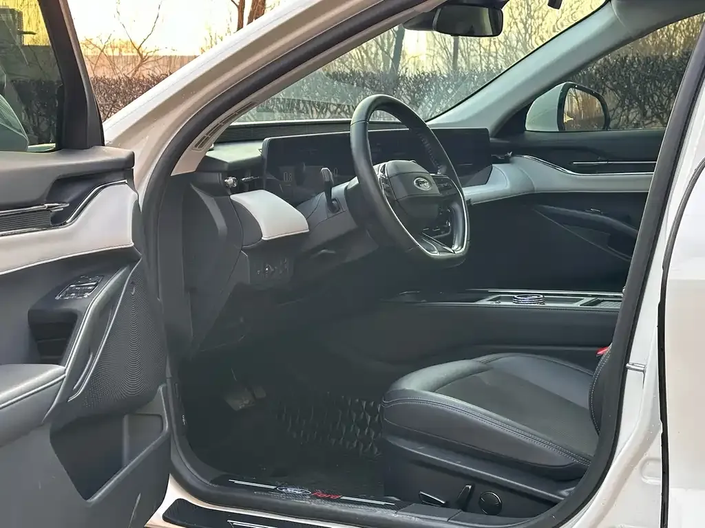 Ford Evos 2024 из CN, фото 4