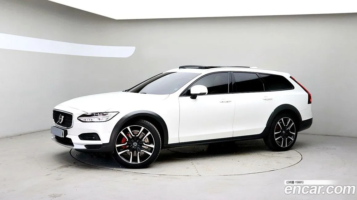 Volvo V90 2023 из KR, фото 3