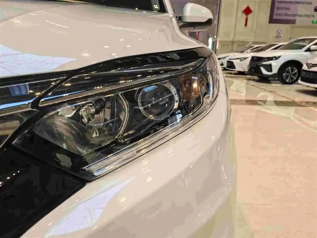 Honda Vezel 2021 из CN, фото 3
