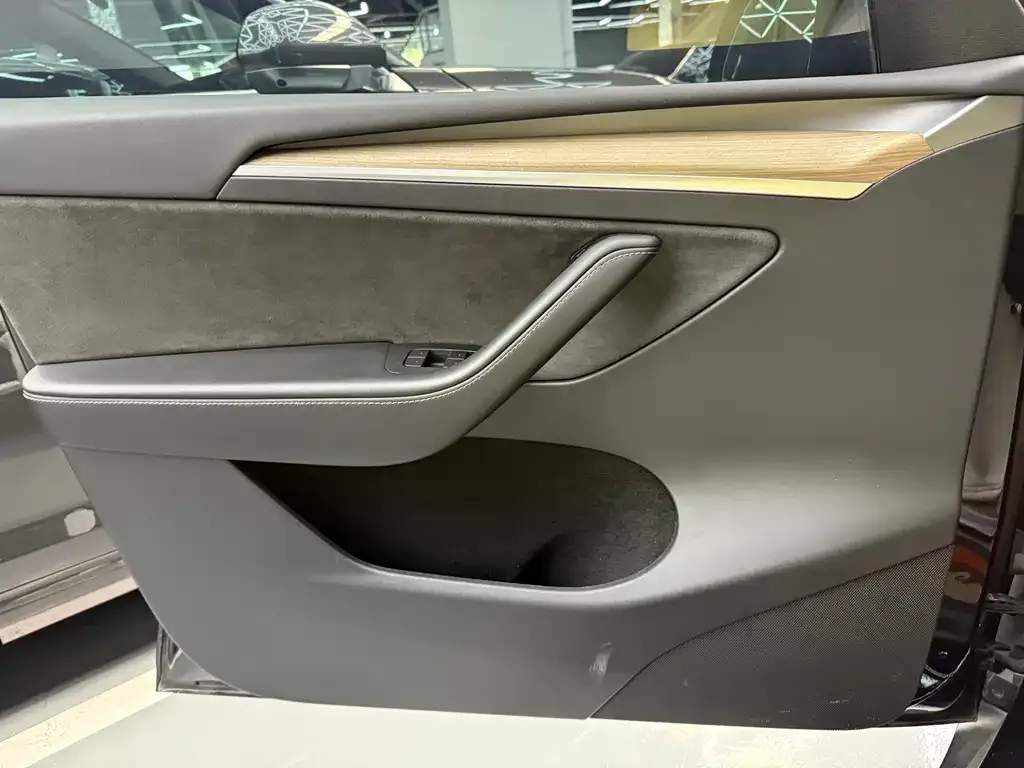 Tesla Model Y 2022 из CN, фото 7