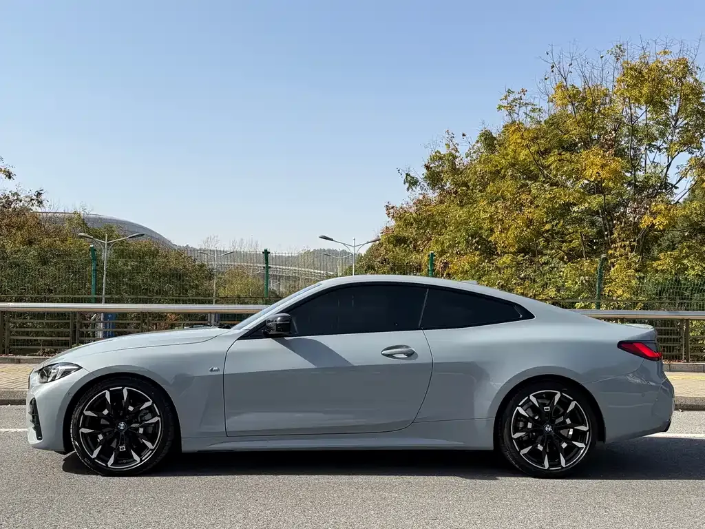 BMW 4 Series 2025 из CN, фото 9