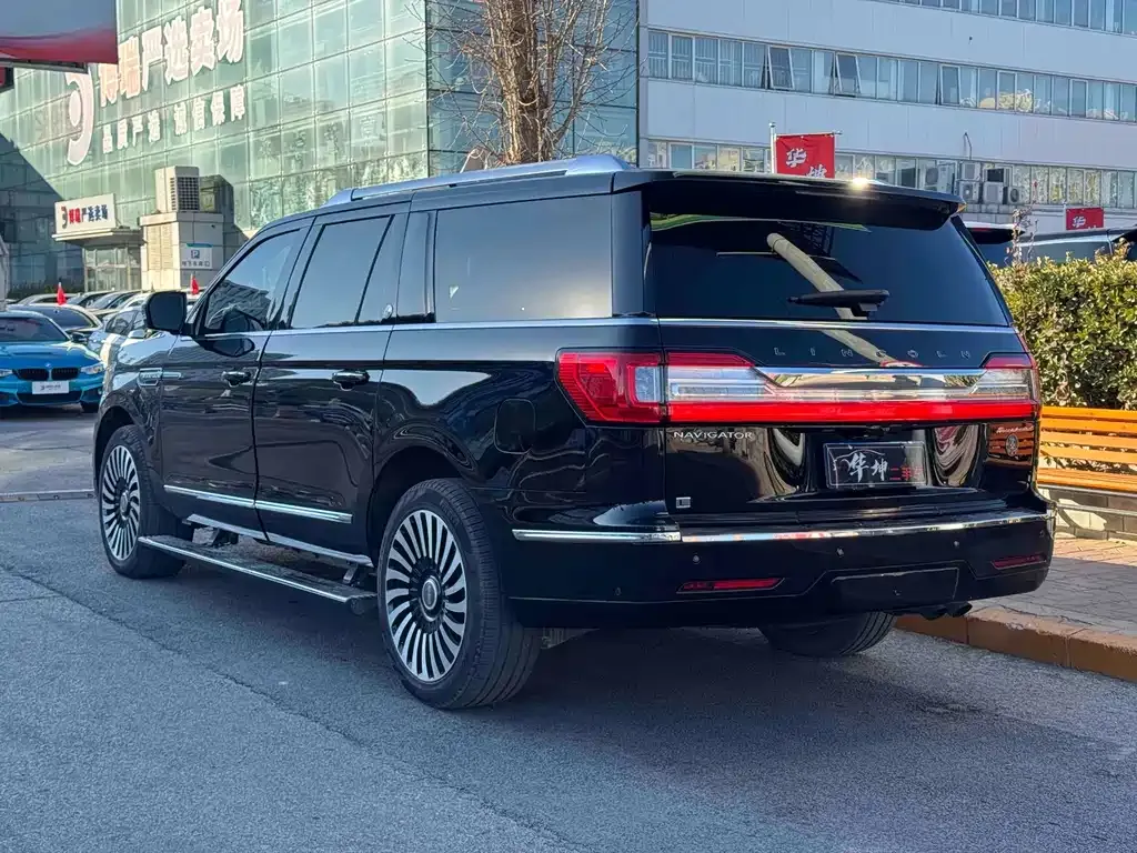 Lincoln Navigator 2022 из CN, фото 10
