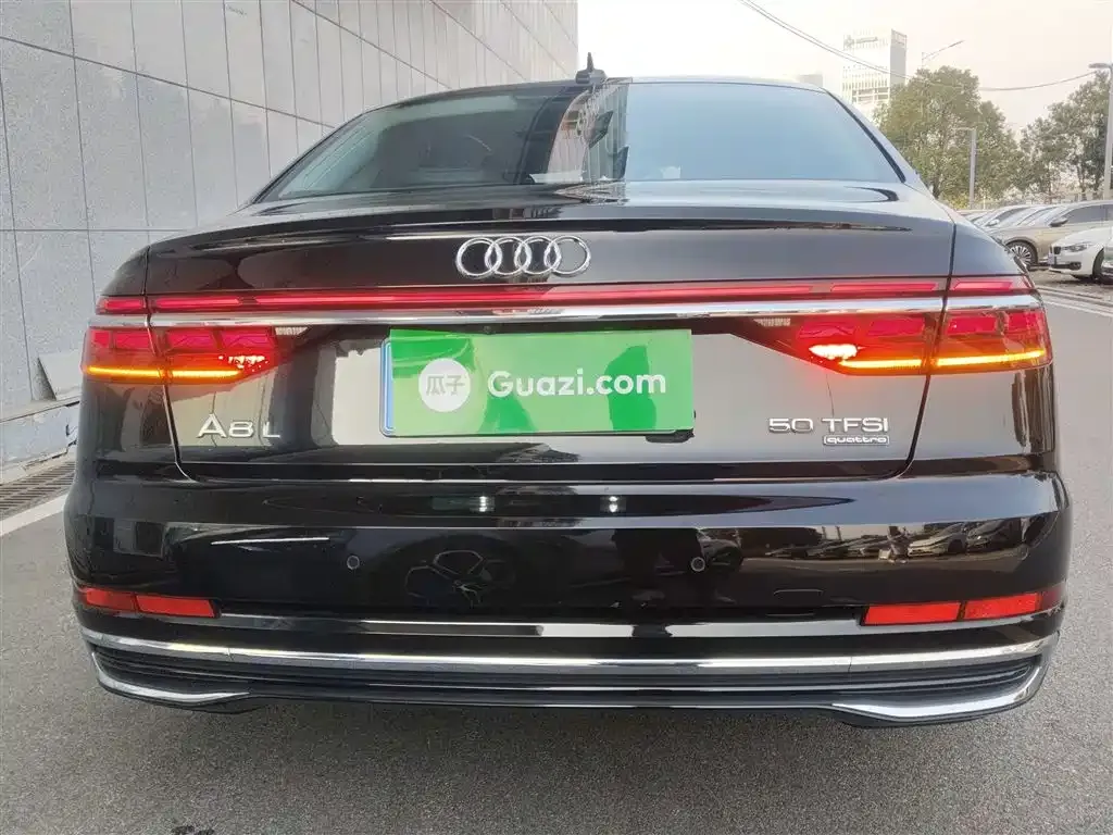 Audi A8 2022 из CN, фото 7