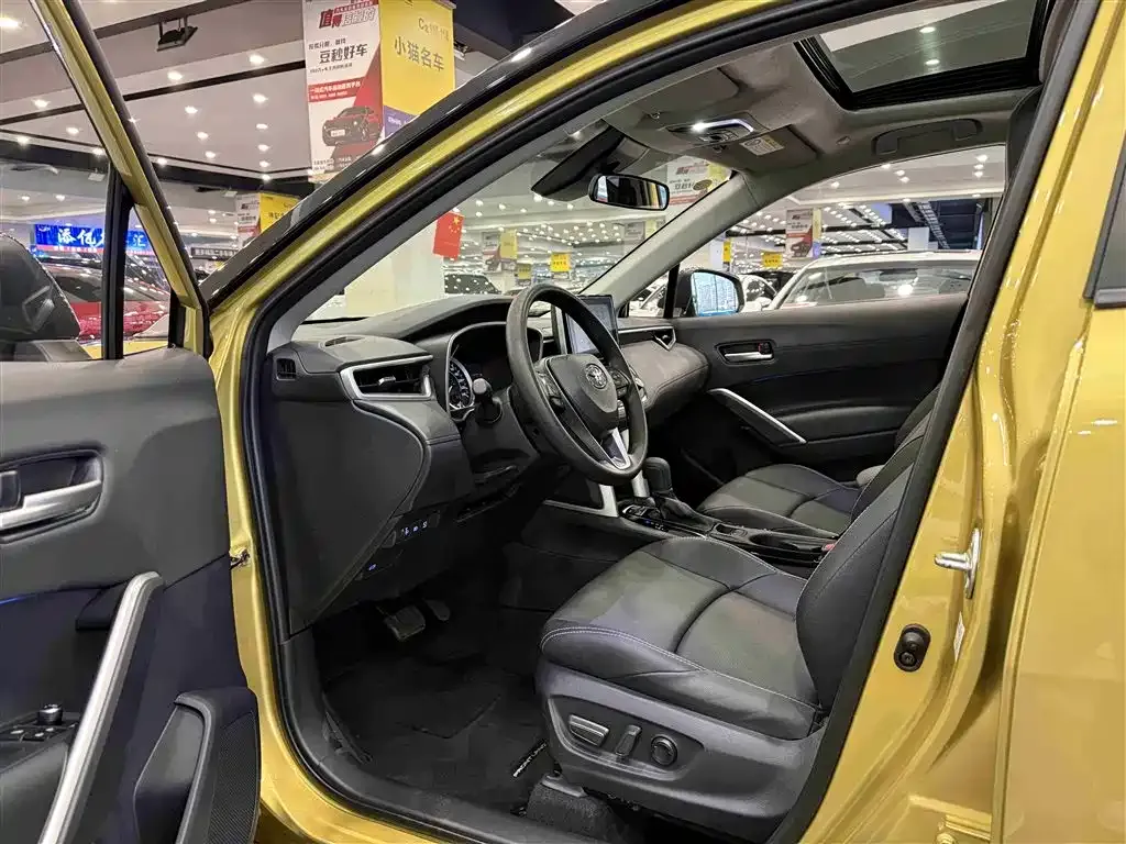 Toyota Frontlander 2022 из CN, фото 10
