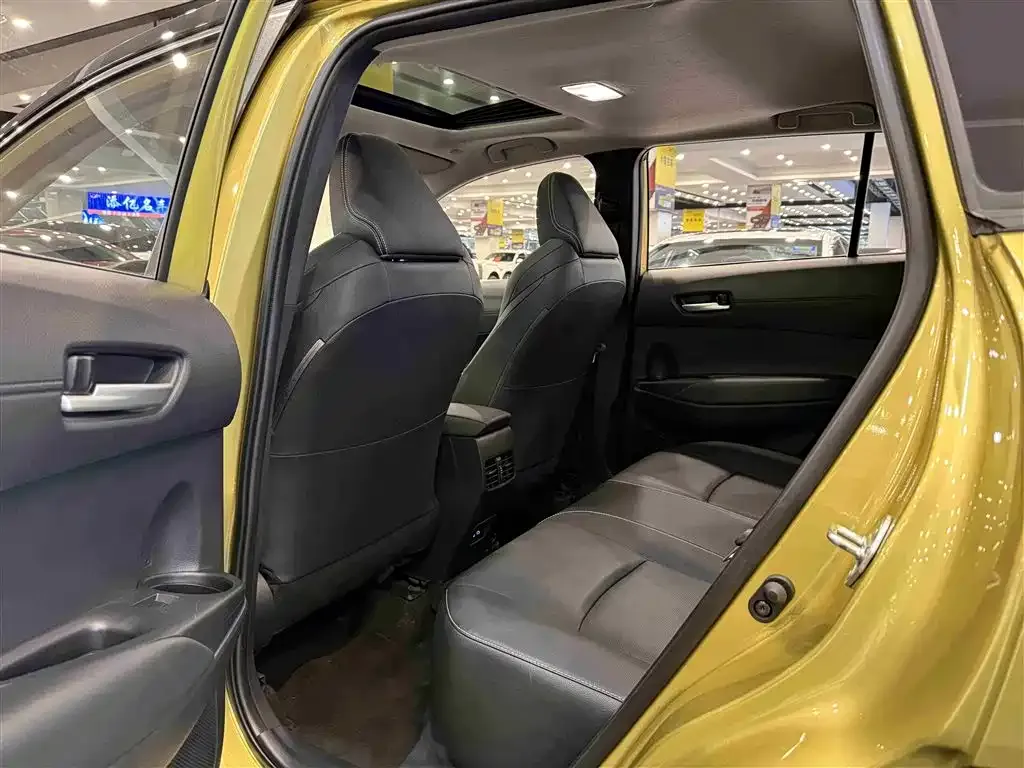 Toyota Frontlander 2022 из CN, фото 6