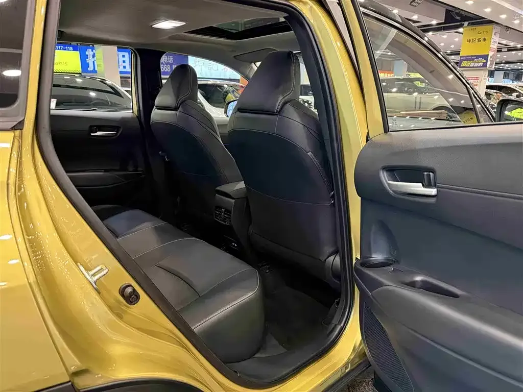Toyota Frontlander 2022 из CN, фото 3