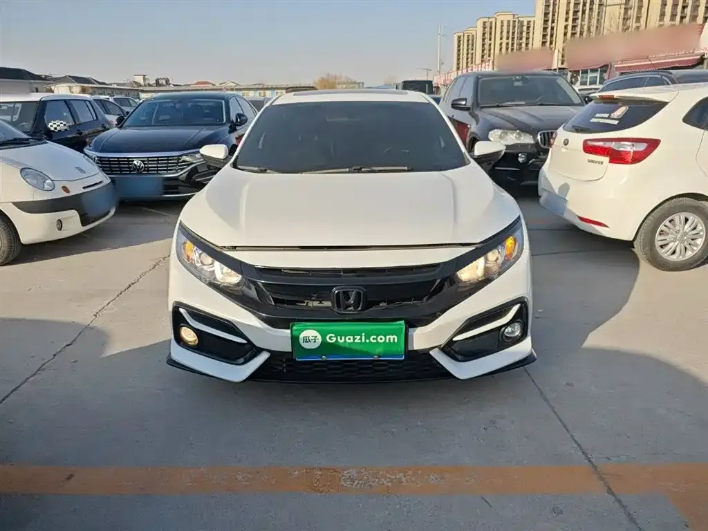 Honda Civic 2022 из CN, фото 2