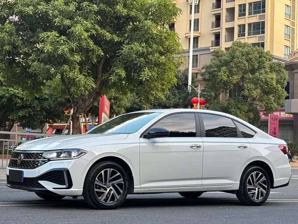 Volkswagen Lavida 2023 из CN, фото 1
