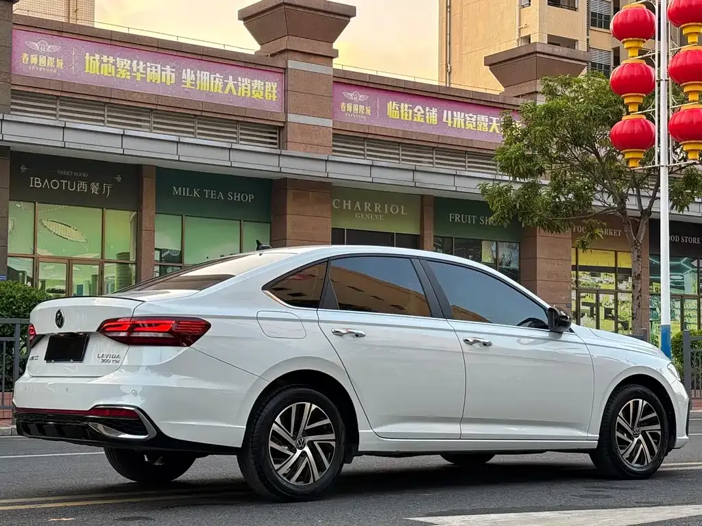 Volkswagen Lavida 2023 из CN, фото 4