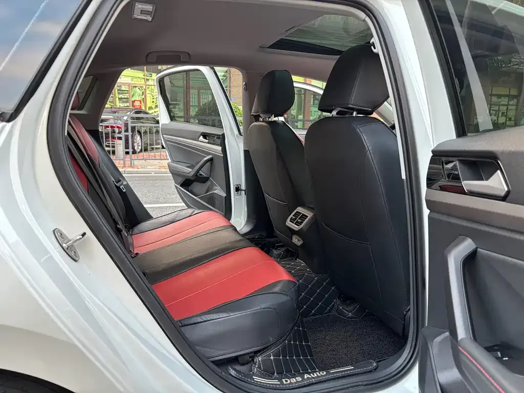 Volkswagen Lavida 2023 из CN, фото 3