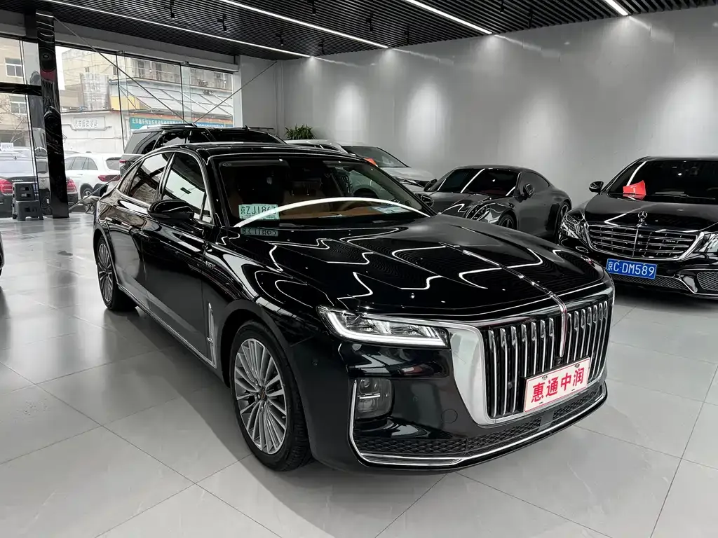 Hongqi H9 — фото 10