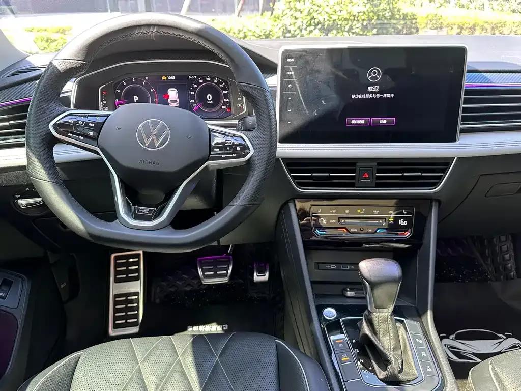 Volkswagen Tiguan L — фото 2