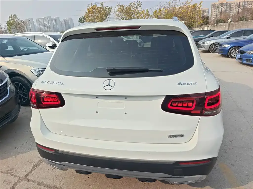 Mercedes-Benz GLC — фото 10