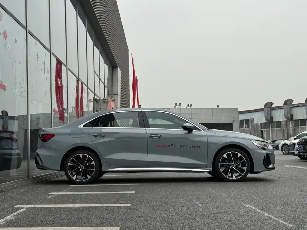 Audi A3 — фото 10