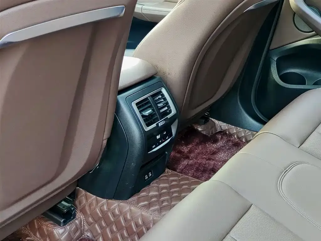 BMW X3 2023 из CN, фото 2