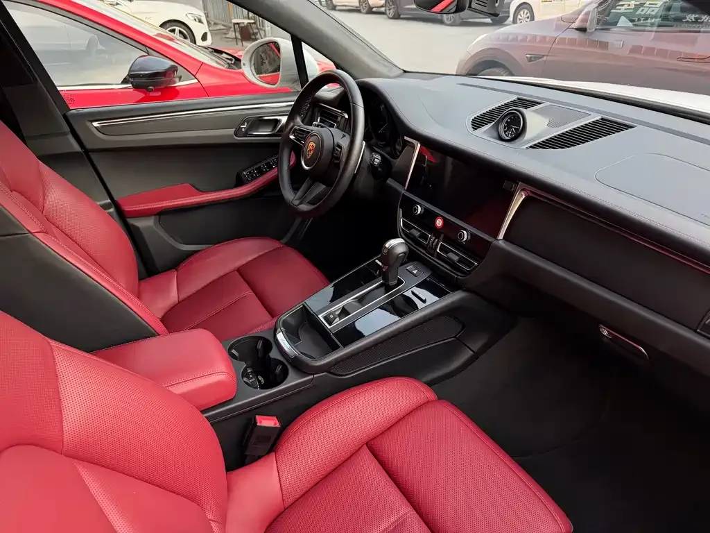 Porsche Macan 2024 из CN, фото 4