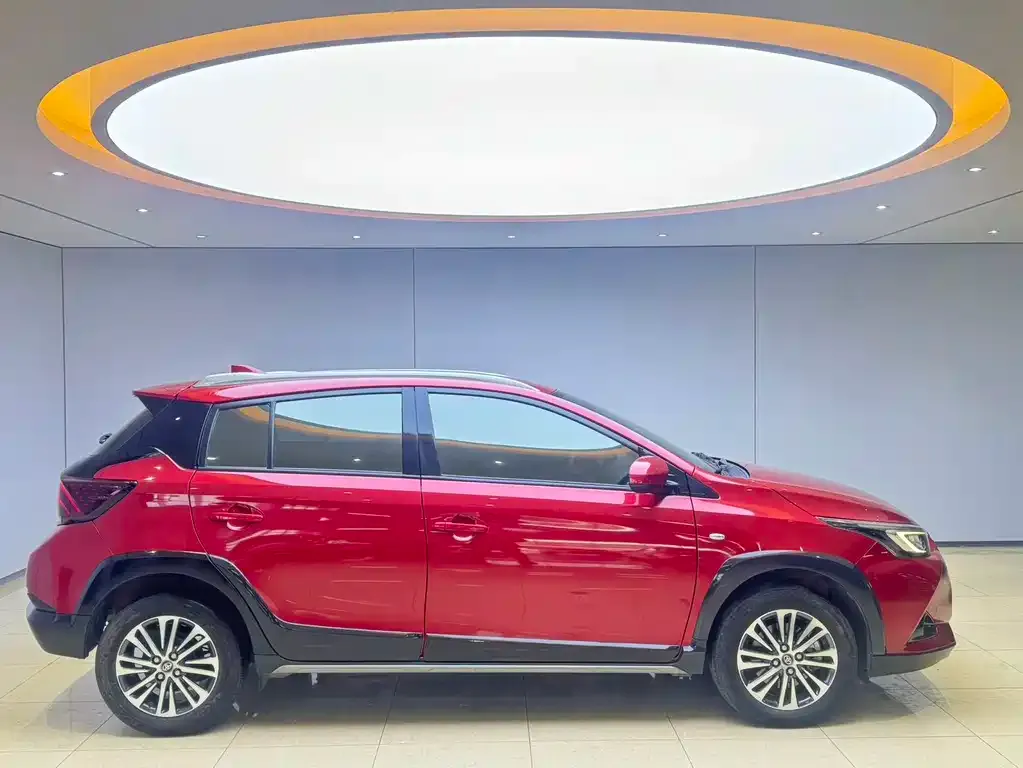 Toyota Yaris L — фото 7