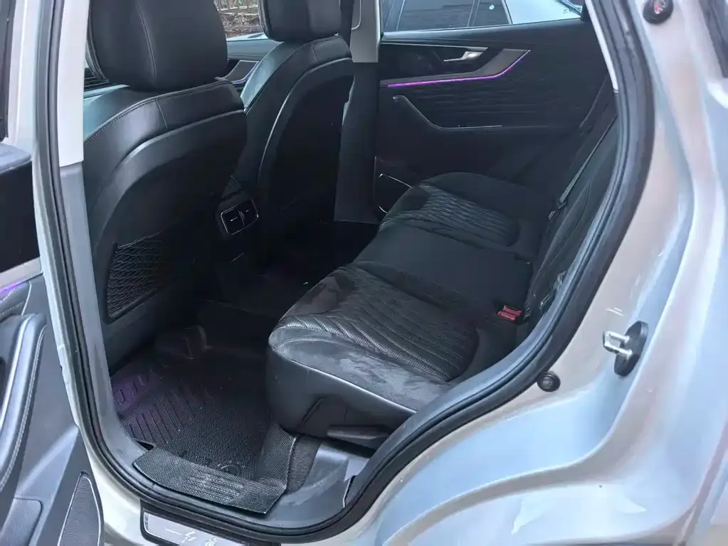 Hongqi HS5 2022 из CN, фото 2