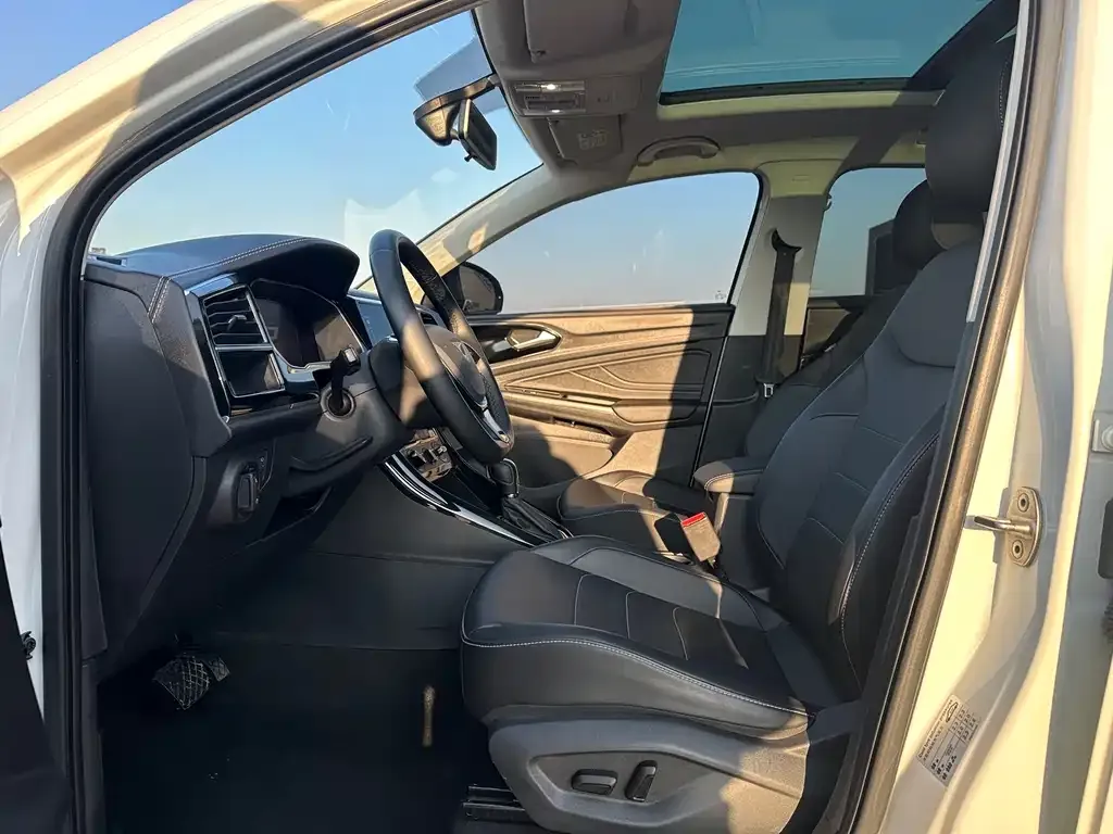Jetta VS7 2022 из CN, фото 6