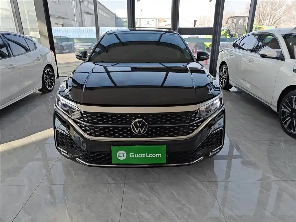 Volkswagen Passat 2022 из CN, фото 10