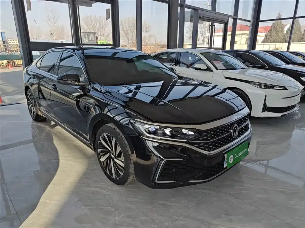 Volkswagen Passat 2022 из CN, фото 2