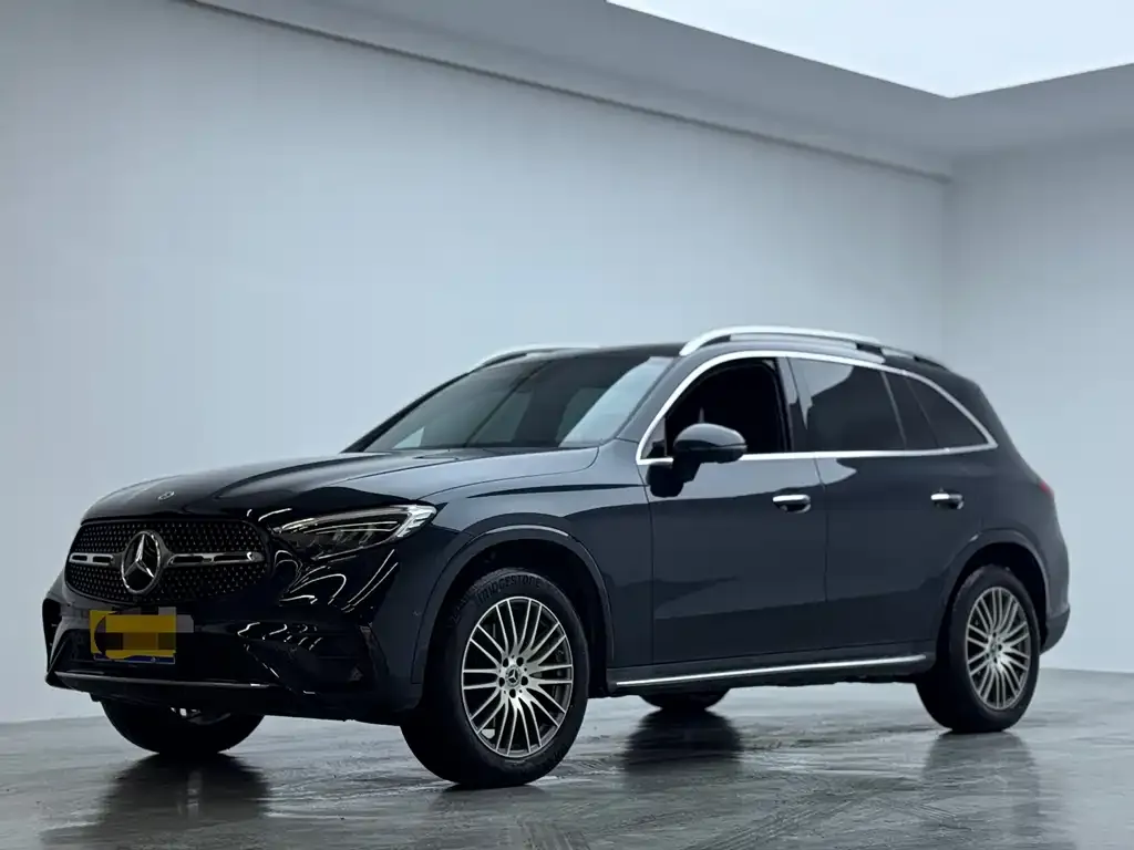 Mercedes-Benz GLC 2023 из CN, фото 1