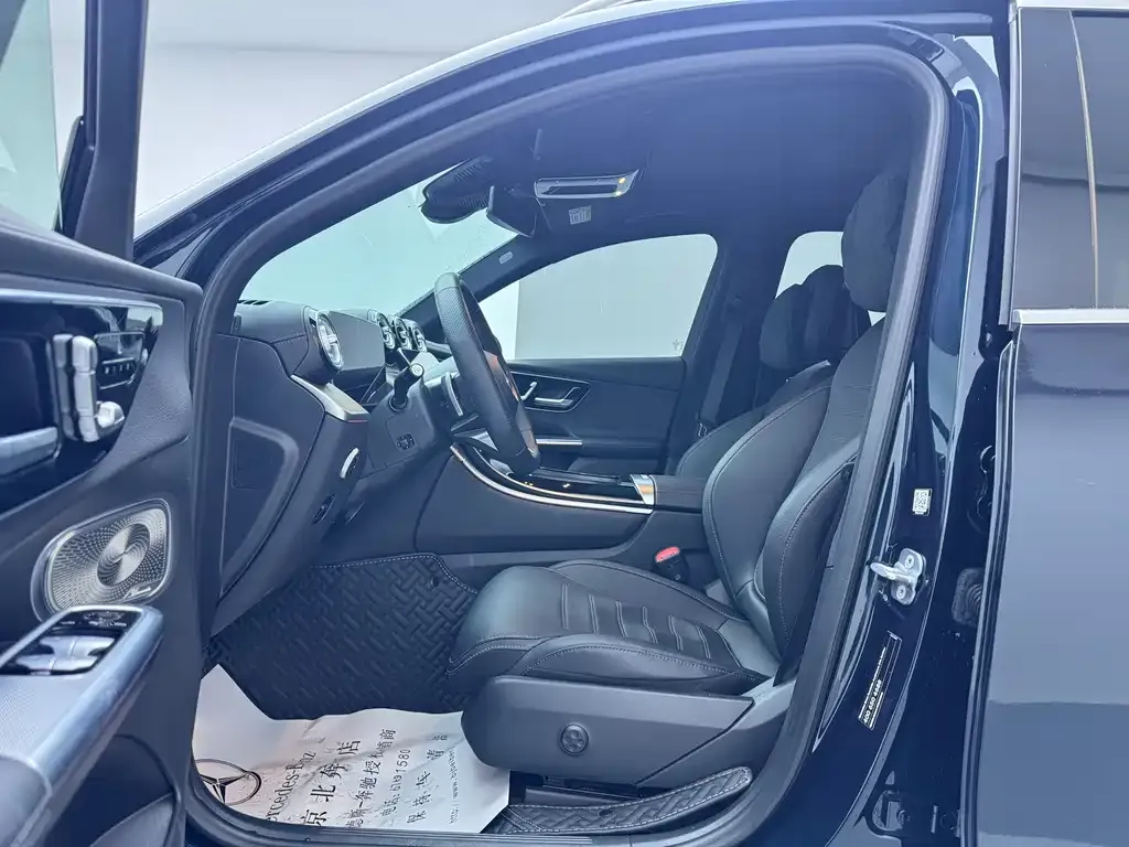 Mercedes-Benz GLC 2023 из CN, фото 9
