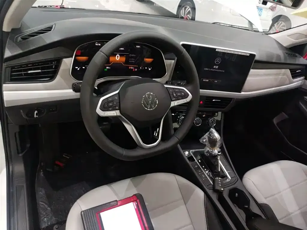 Volkswagen Bora 2025 из CN, фото 10