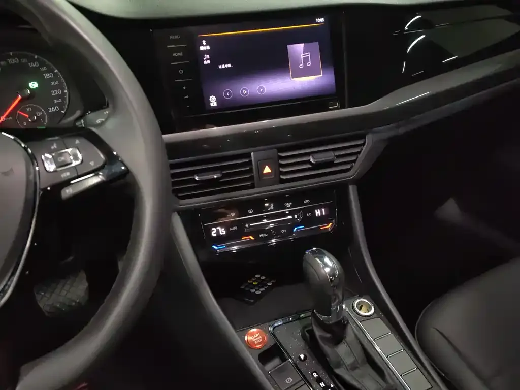 Volkswagen Bora 2021 из CN, фото 8