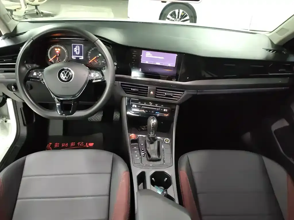 Volkswagen Bora 2021 из CN, фото 9