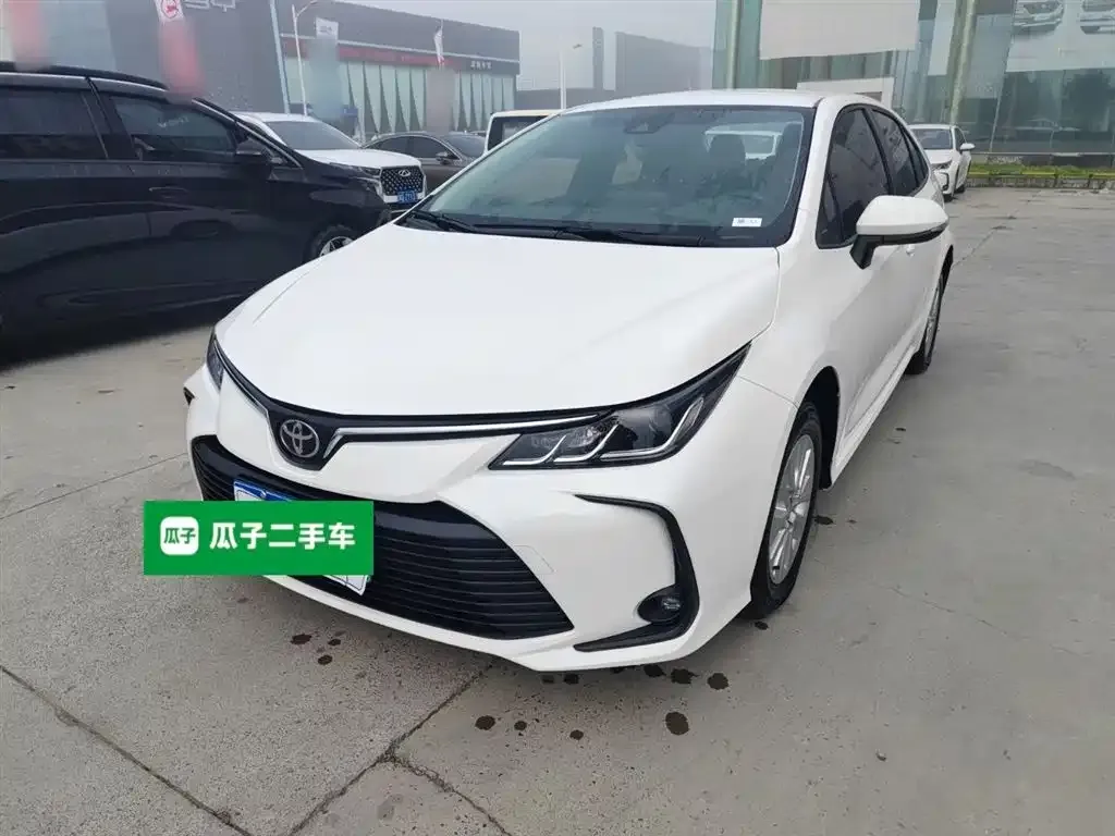 Toyota Corolla 2024 из CN, фото 2